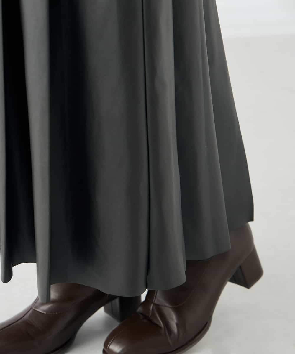 K2HBD18069 a.v.v(アー・ヴェ・ヴェ) 【洗える】レザープリーツスカート ダークグレー