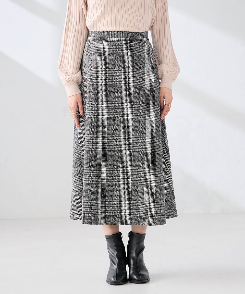 K2HBD19059 a.v.v(アー・ヴェ・ヴェ) チェック柄フレアスカート ブラック