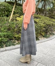 K2HBD19059 a.v.v(アー・ヴェ・ヴェ) チェック柄フレアスカート ブラック