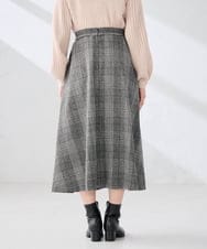 K2HBD19059 a.v.v(アー・ヴェ・ヴェ) チェック柄フレアスカート ブラック