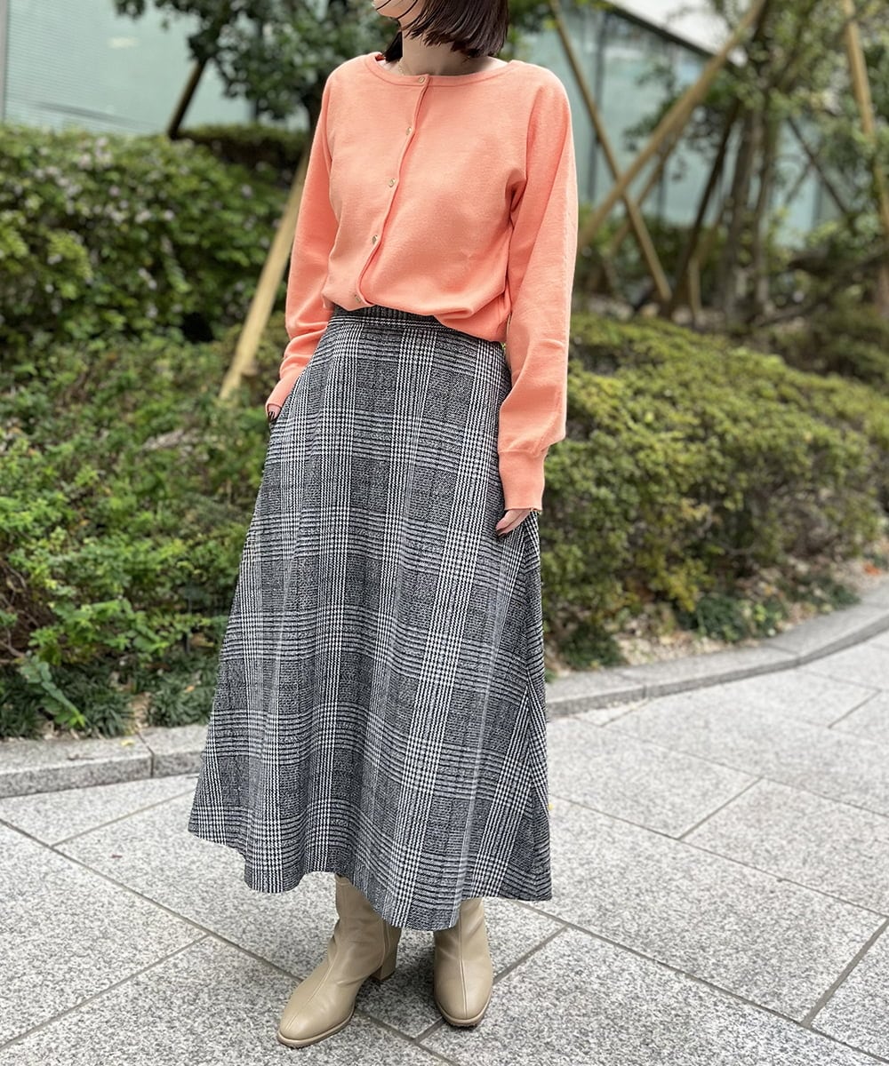 K2HBD19059 a.v.v(アー・ヴェ・ヴェ) チェック柄フレアスカート ブラック