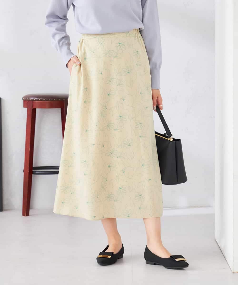 K2HDD07054 a.v.v(アー・ヴェ・ヴェ) フラワープリントマーメイドスカート ベージュ