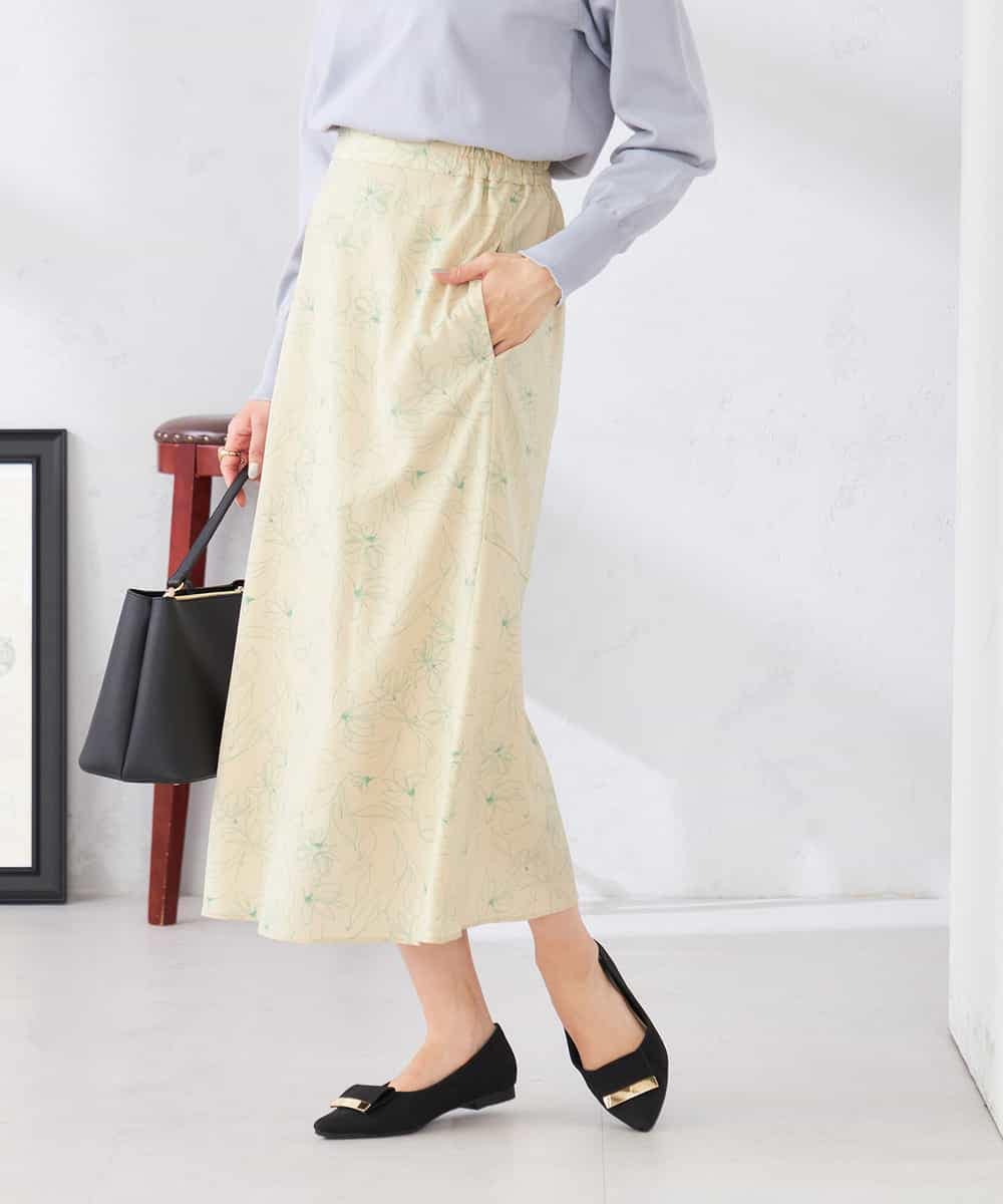 K2HDD07054 a.v.v(アー・ヴェ・ヴェ) フラワープリントマーメイドスカート ベージュ