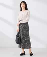 K2HDD07054 a.v.v(アー・ヴェ・ヴェ) フラワープリントマーメイドスカート ベージュ