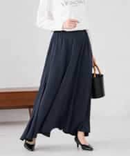 K2HDD11059 a.v.v(アー・ヴェ・ヴェ) サテンマーメイドフレアスカート ネイビー
