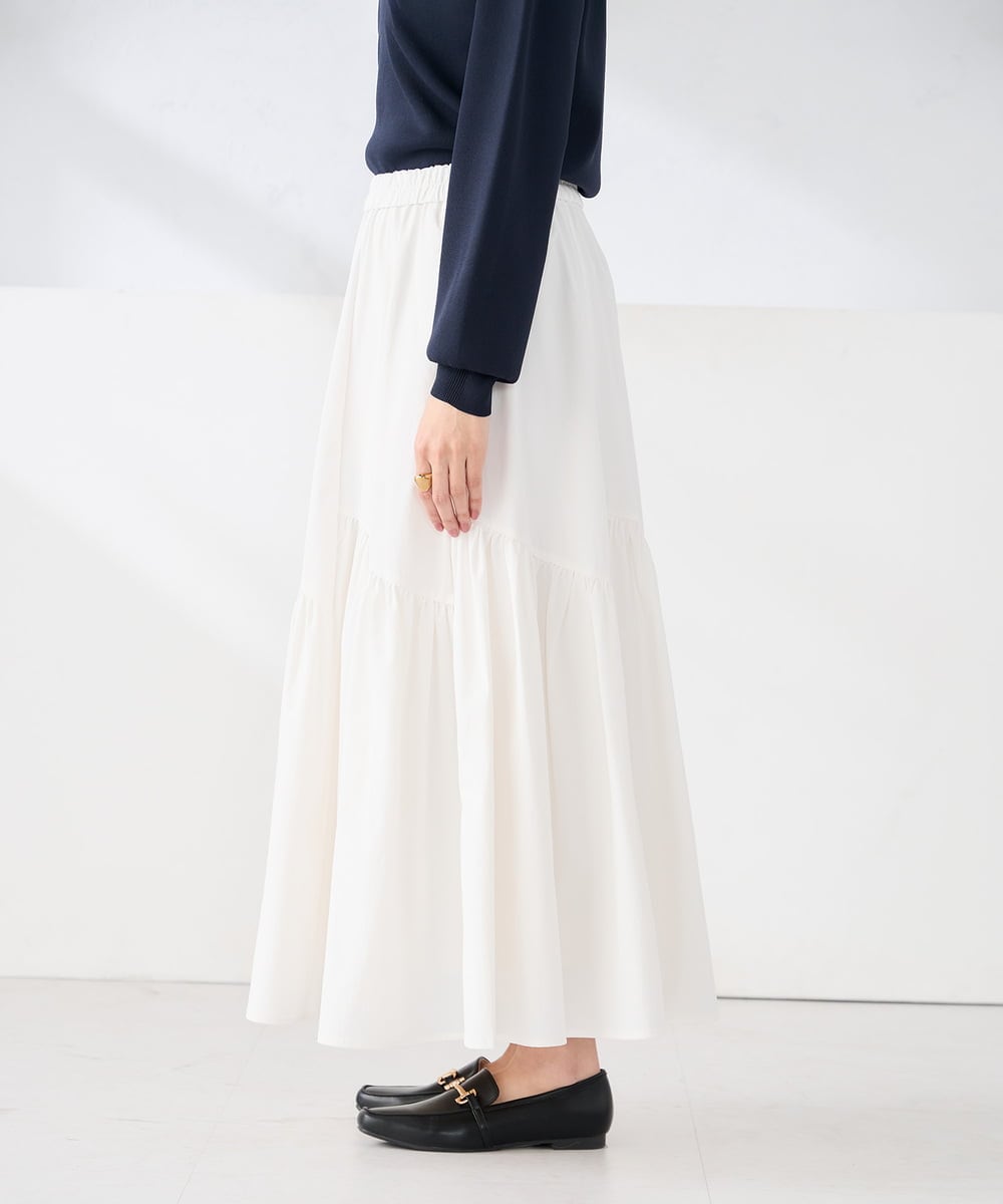 K2HDD12059 a.v.v(アー・ヴェ・ヴェ) ナイロン切替スカート ホワイト