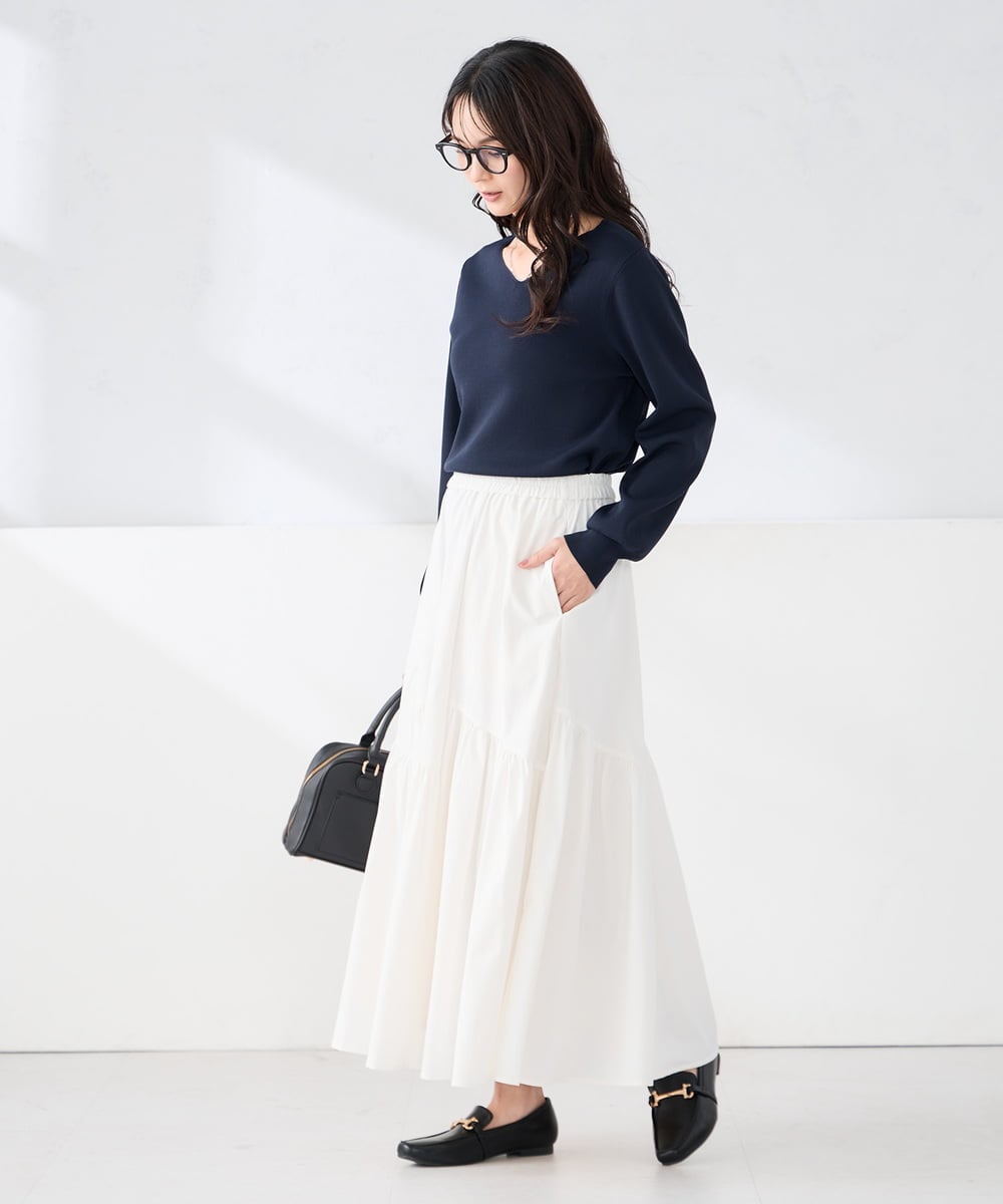 K2HDD12059 a.v.v(アー・ヴェ・ヴェ) ナイロン切替スカート ホワイト