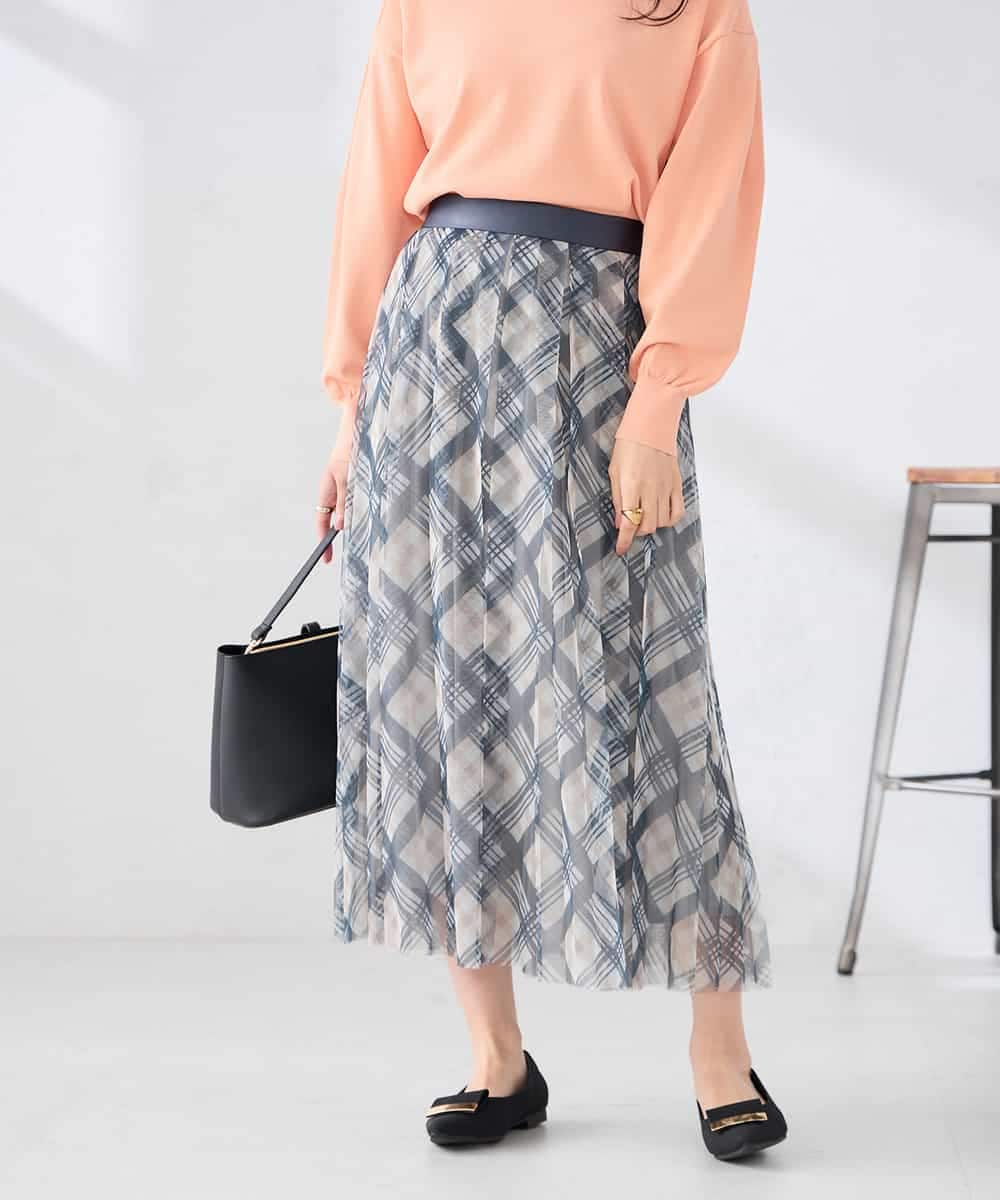 K2HDD23064 a.v.v(アー・ヴェ・ヴェ) チェック柄チュールスカート ネイビー