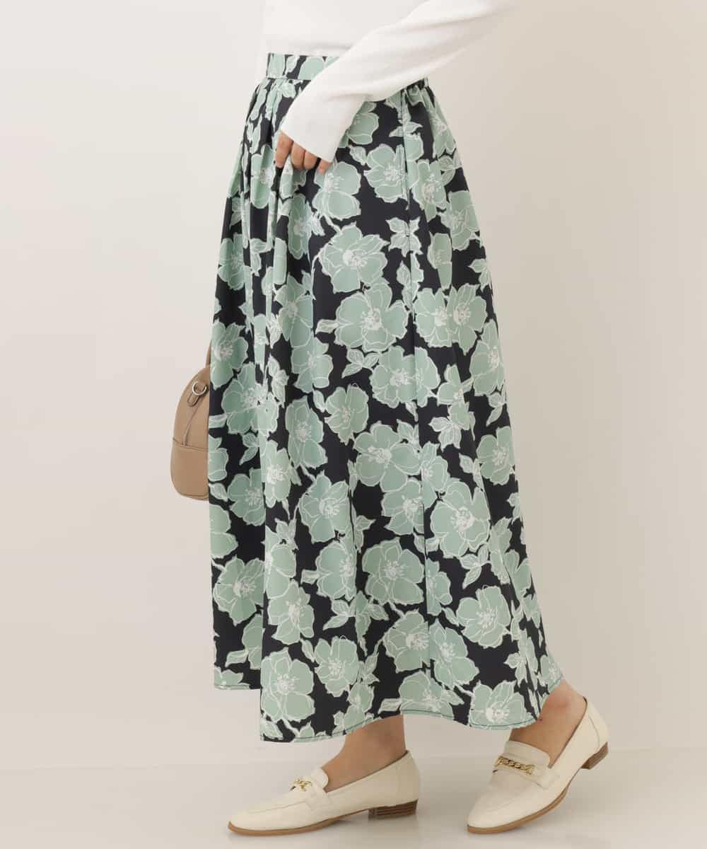 タックボリュームフラワープリントフレアスカート ミモレ丈スカート A V V アー ヴェ ヴェ イトキンオンラインストア