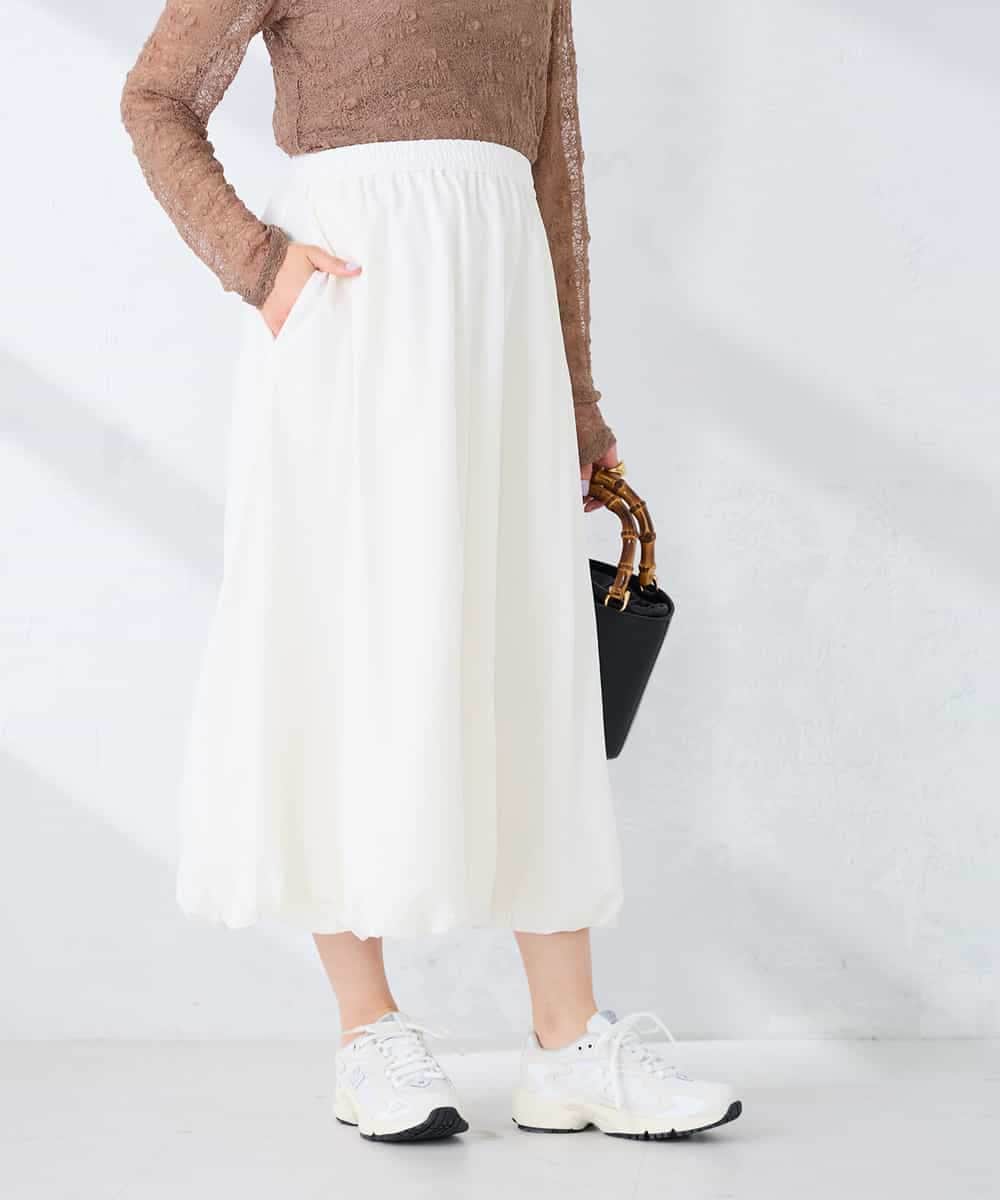 K2HFD21059 a.v.v(アー・ヴェ・ヴェ) バルーンスカート ホワイト