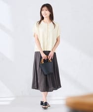 K2HGD18049 a.v.v(アー・ヴェ・ヴェ) エアリーサテンフレアスカート ブルー