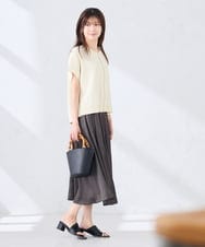 K2HGD18049 a.v.v(アー・ヴェ・ヴェ) エアリーサテンフレアスカート ブルー