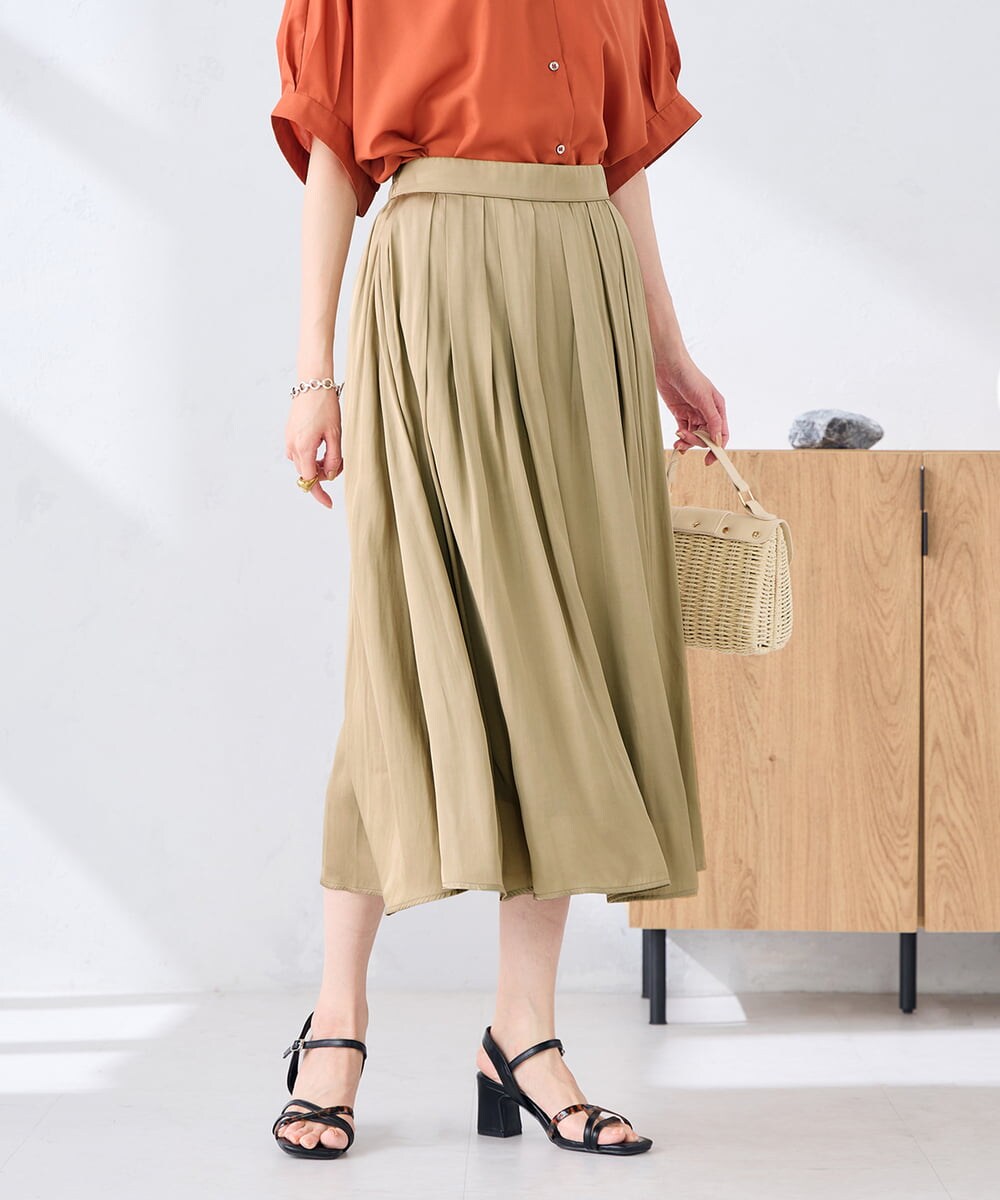 K2HGD18049 a.v.v(アー・ヴェ・ヴェ) エアリーサテンフレアスカート ブルー