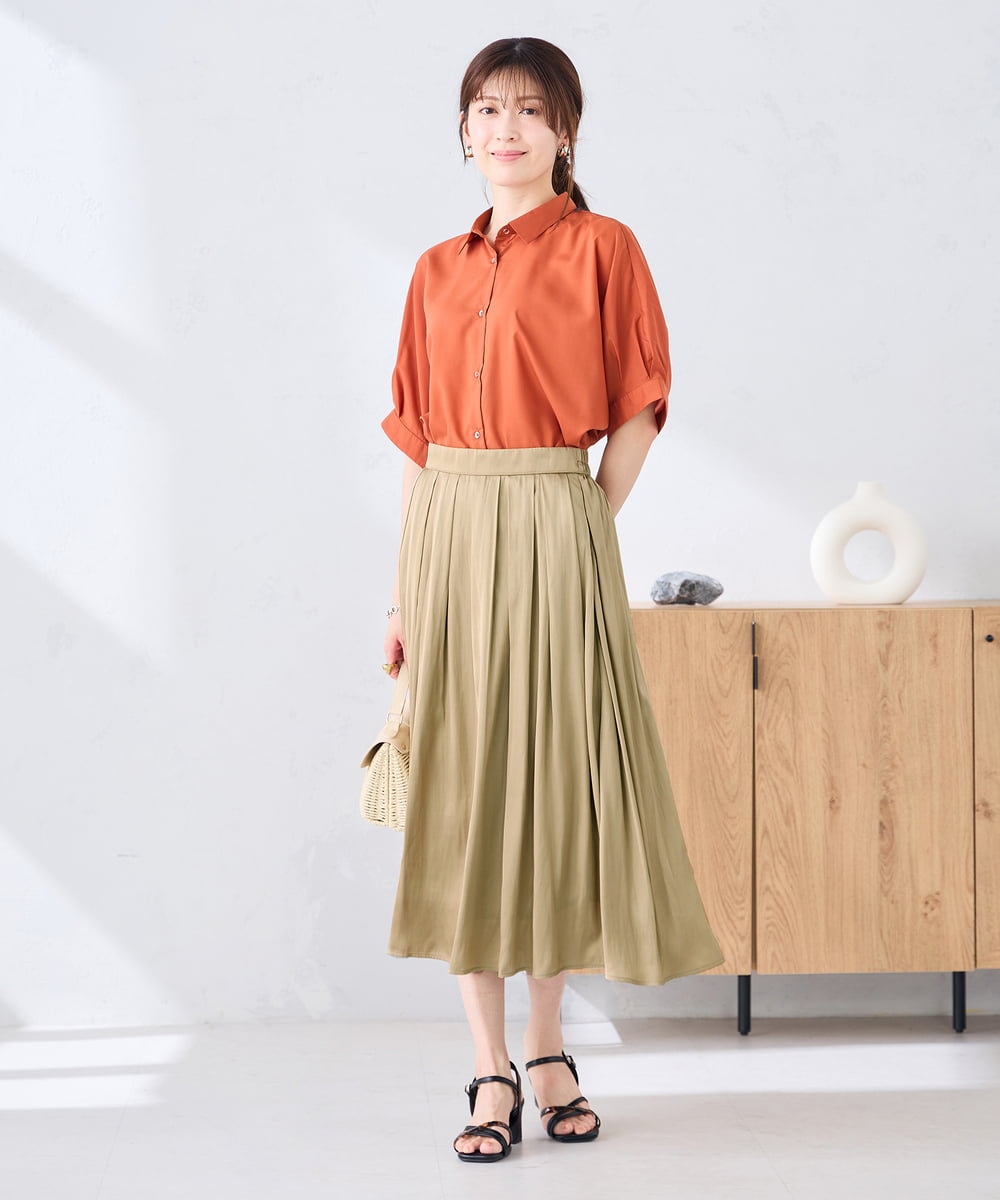 K2HGD18049 a.v.v(アー・ヴェ・ヴェ) エアリーサテンフレアスカート ブルー