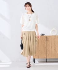 K2HGD18049 a.v.v(アー・ヴェ・ヴェ) エアリーサテンフレアスカート ブルー