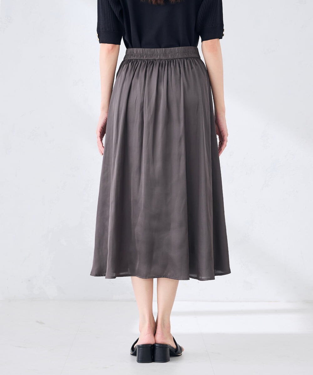 K2HGD18049 a.v.v(アー・ヴェ・ヴェ) エアリーサテンフレアスカート ブルー