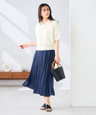 K2HGD18049 a.v.v(アー・ヴェ・ヴェ) エアリーサテンフレアスカート ブルー