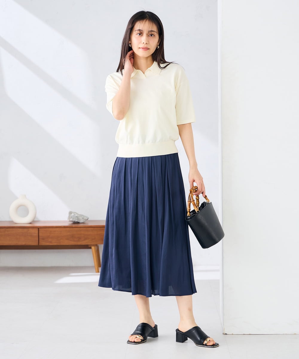 K2HGD18049 a.v.v(アー・ヴェ・ヴェ) エアリーサテンフレアスカート ブルー