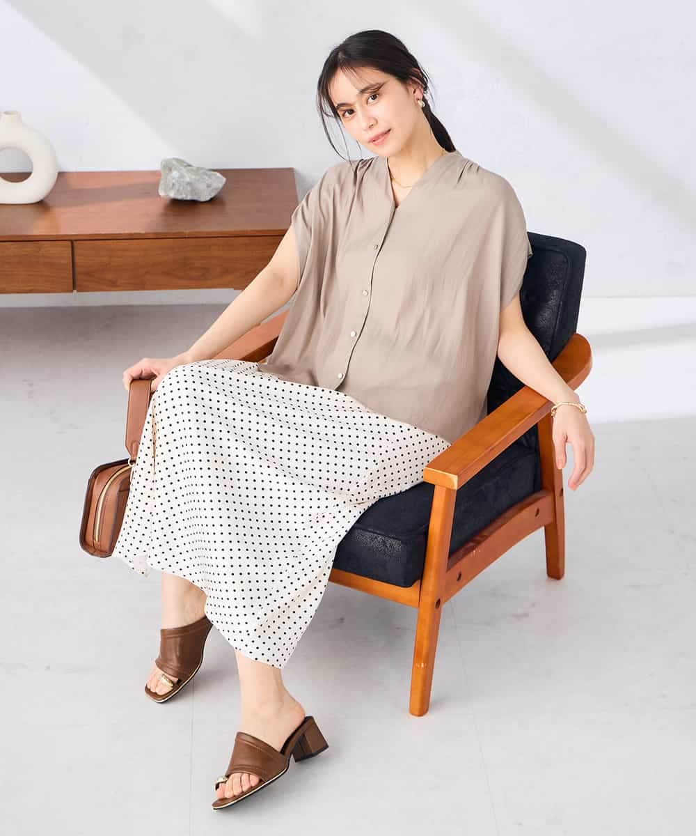 K2HGD24054 a.v.v(アー・ヴェ・ヴェ) ソフトマーメイドサテンスカート【マシンウォッシャブル】 ブラック