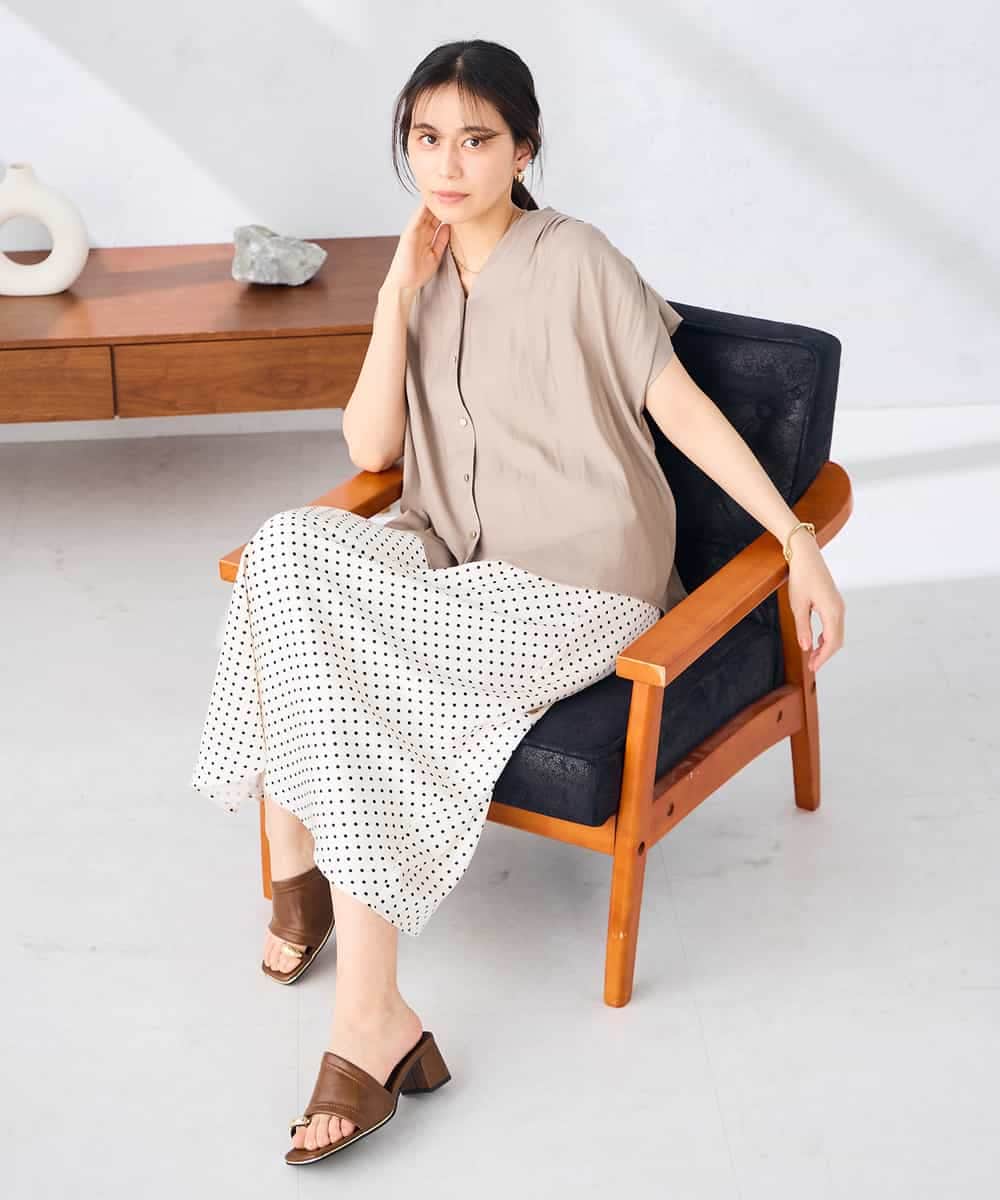 K2HGD24054 a.v.v(アー・ヴェ・ヴェ) ソフトマーメイドサテンスカート【マシンウォッシャブル】 ブラック