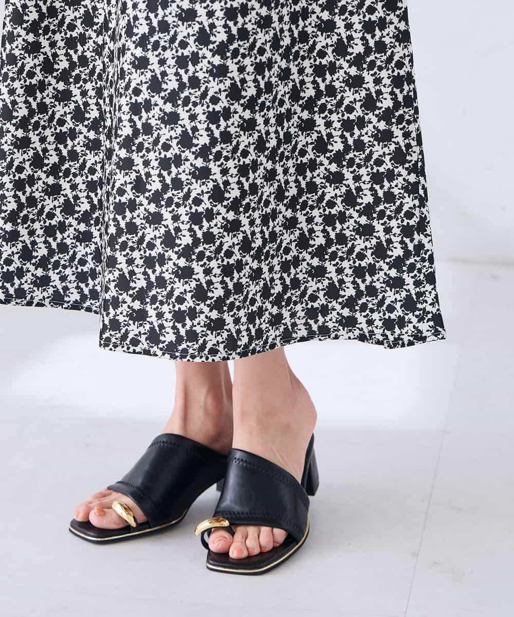 K2HGD24054 a.v.v(アー・ヴェ・ヴェ) ソフトマーメイドサテンスカート【マシンウォッシャブル】 ブラック