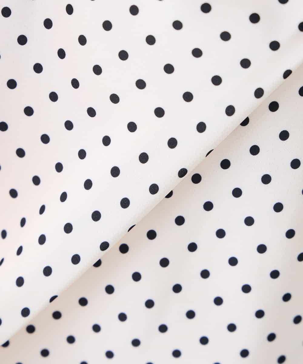 K2HGD24054 a.v.v(アー・ヴェ・ヴェ) ソフトマーメイドサテンスカート【マシンウォッシャブル】 ブラック