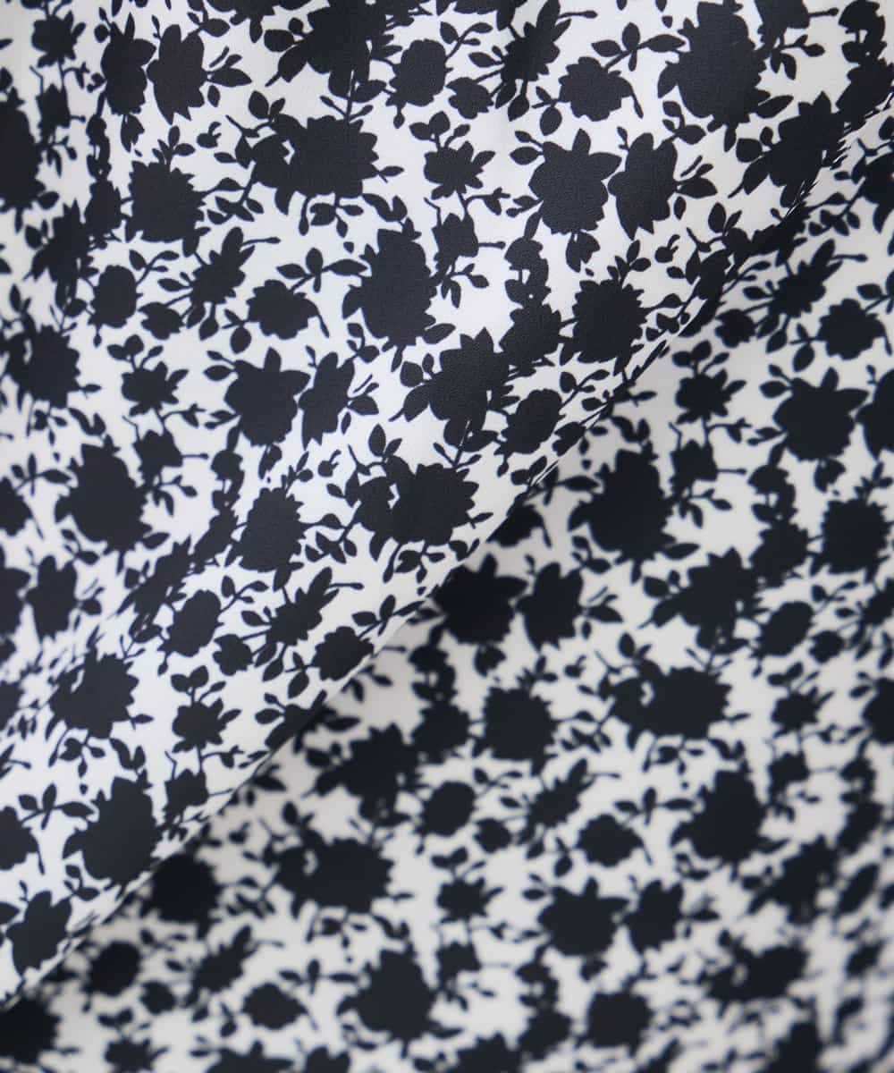 K2HGD24054 a.v.v(アー・ヴェ・ヴェ) ソフトマーメイドサテンスカート【マシンウォッシャブル】 ブラック