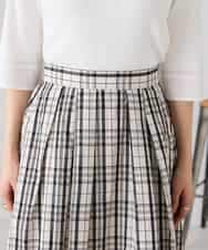 K2HGD26059 a.v.v(アー・ヴェ・ヴェ) 【洗える】メモリーチェックタフタスカート アイボリー