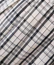 K2HGD26059 a.v.v(アー・ヴェ・ヴェ) 【洗える】メモリーチェックタフタスカート アイボリー