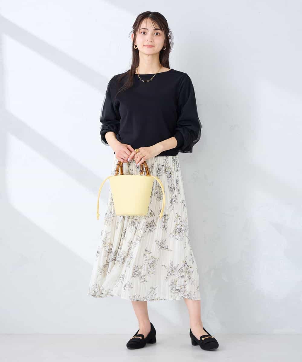 K2HGD36059 a.v.v(アー・ヴェ・ヴェ) 【洗える】フラワープリントランダムプリーツスカート ネイビー