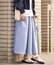 K2HGS13059 a.v.v(アー・ヴェ・ヴェ) 撥水タックフレアスカート ブルー