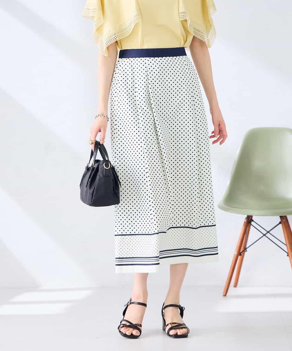 K2HHD33059 a.v.v(アー・ヴェ・ヴェ) 【洗える】パネル切替ドットスカート ホワイト