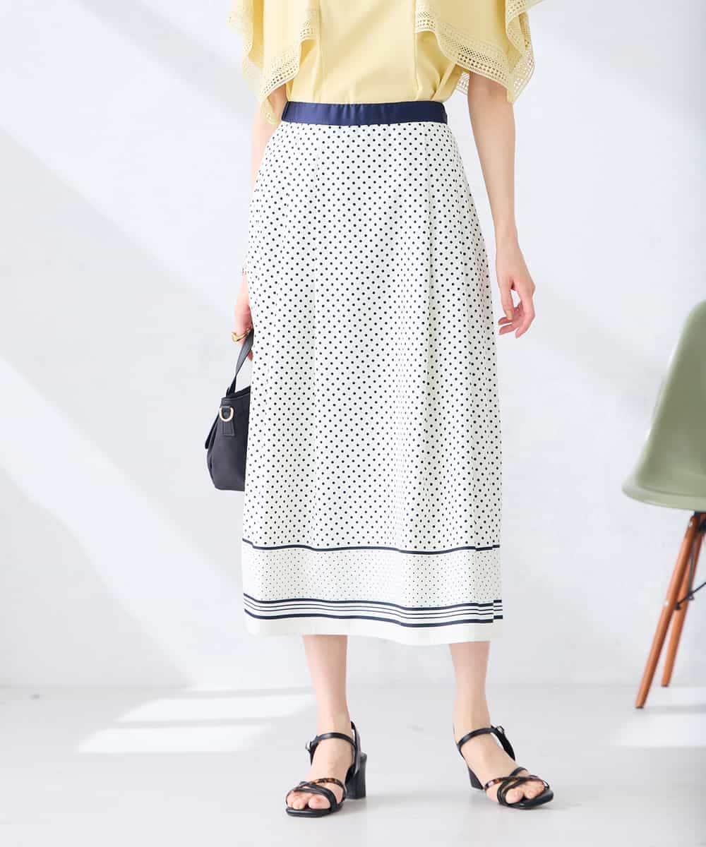 K2HHD33059 a.v.v(アー・ヴェ・ヴェ) 【洗える】パネル切替ドットスカート ホワイト