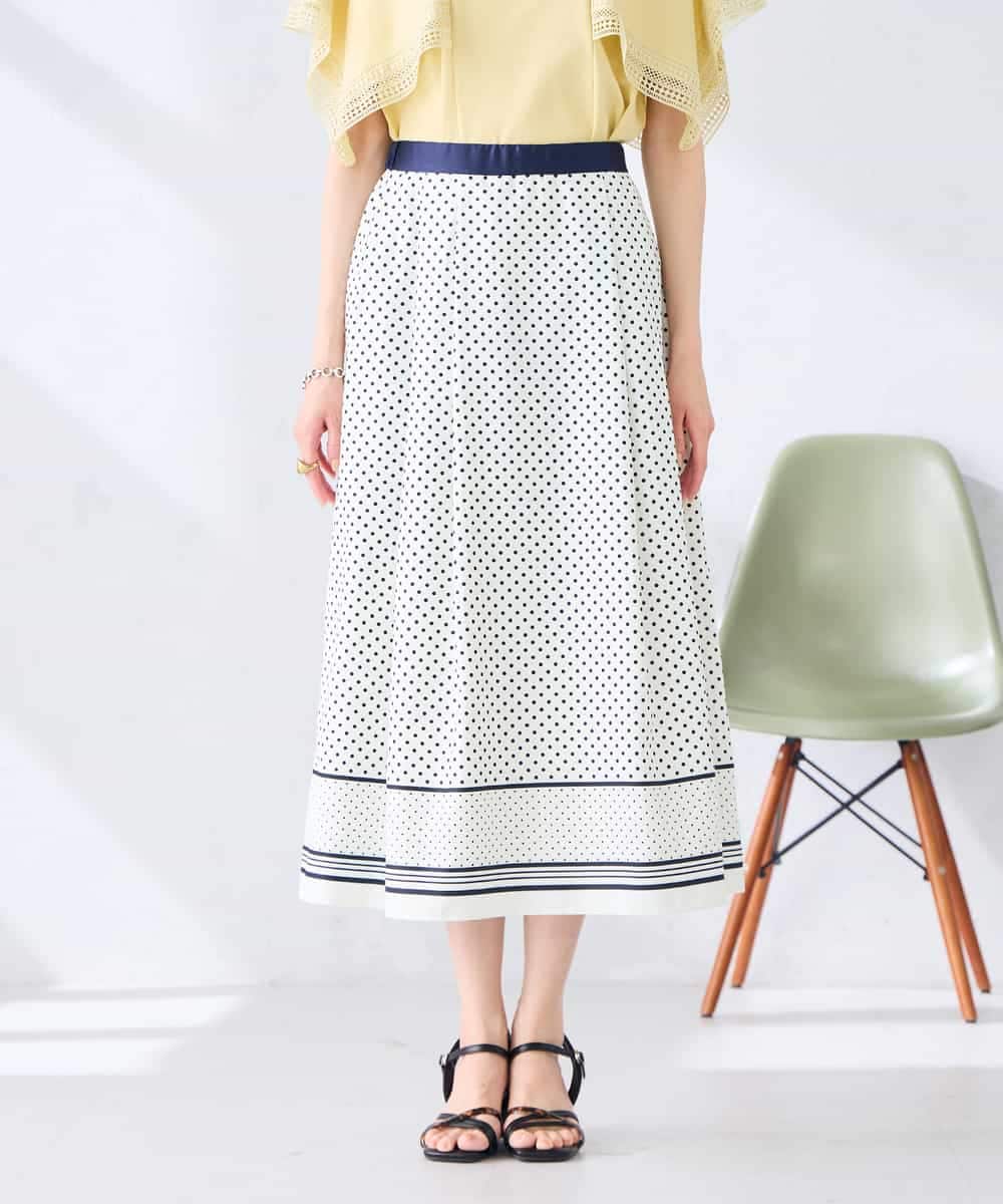K2HHD33059 a.v.v(アー・ヴェ・ヴェ) 【洗える】パネル切替ドットスカート ホワイト