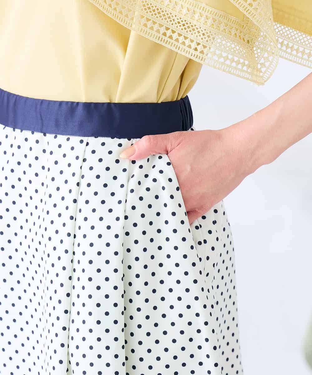 K2HHD33059 a.v.v(アー・ヴェ・ヴェ) 【洗える】パネル切替ドットスカート ホワイト