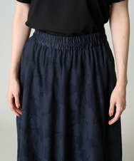 K2HHV28059 a.v.v(アー・ヴェ・ヴェ) 花柄メッシュスカート ネイビー
