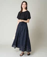 K2HHV28059 a.v.v(アー・ヴェ・ヴェ) 花柄メッシュスカート ネイビー