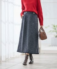 K2HKA13059 a.v.v(アー・ヴェ・ヴェ) ツイード調裾フリンジAラインスカート ネイビー