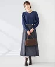 K2HKA13059 a.v.v(アー・ヴェ・ヴェ) ツイード調裾フリンジAラインスカート ネイビー