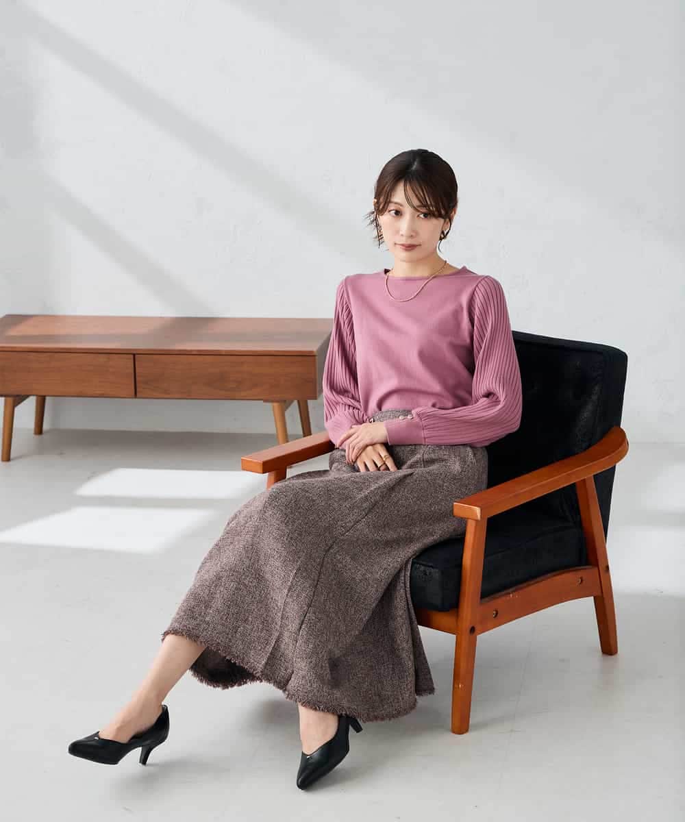 K2HKA13059 a.v.v(アー・ヴェ・ヴェ) ツイード調裾フリンジAラインスカート ネイビー