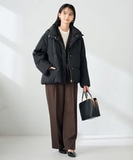 K2JAD10159 a.v.v(アー・ヴェ・ヴェ) 【2WAY/雑誌InRed(宝島社)1月・2月合併号掲載】スタンドネックショートダウンジャケット アイボリー