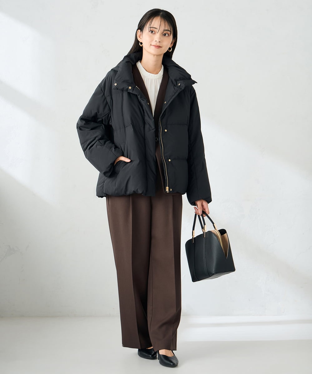 K2JAD10159 a.v.v(アー・ヴェ・ヴェ) 【2WAY/雑誌InRed(宝島社)1月・2月合併号掲載】スタンドネックショートダウンジャケット アイボリー