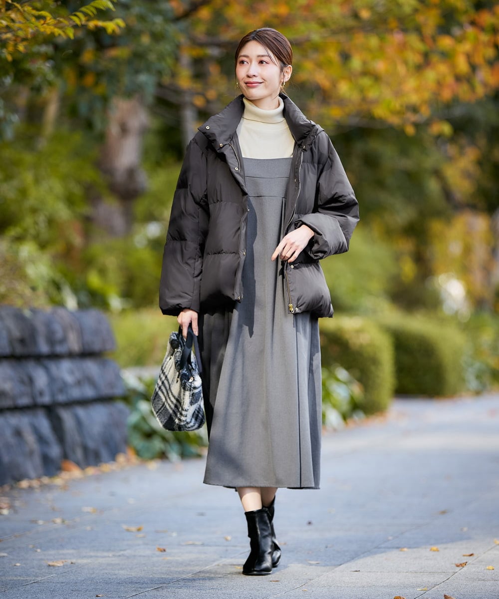 K2JAD10159 a.v.v(アー・ヴェ・ヴェ) 【2WAY/雑誌InRed(宝島社)1月・2月合併号掲載】スタンドネックショートダウンジャケット アイボリー