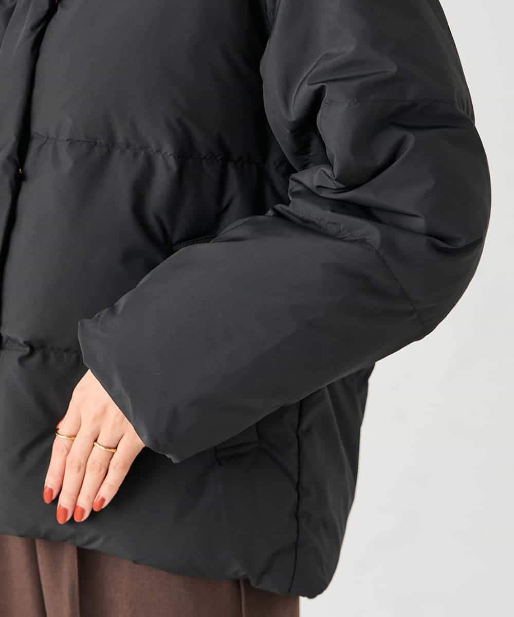 K2JAD10159 a.v.v(アー・ヴェ・ヴェ) 【2WAY】スタンドネックショートダウンジャケット アイボリー