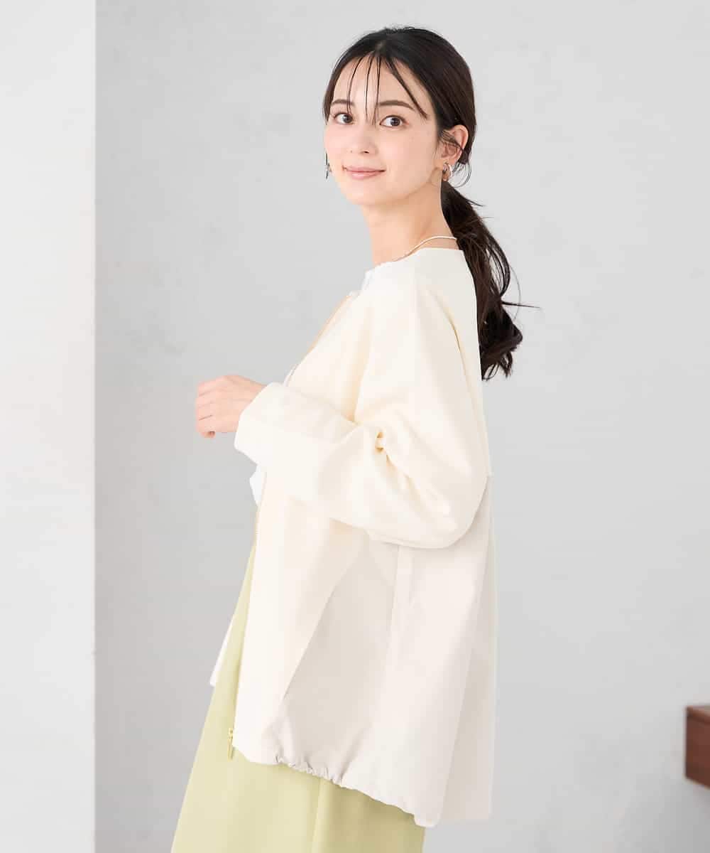 K2JDD08099 a.v.v(アー・ヴェ・ヴェ) 異素材切り替えノーカラーブルゾン アイボリー