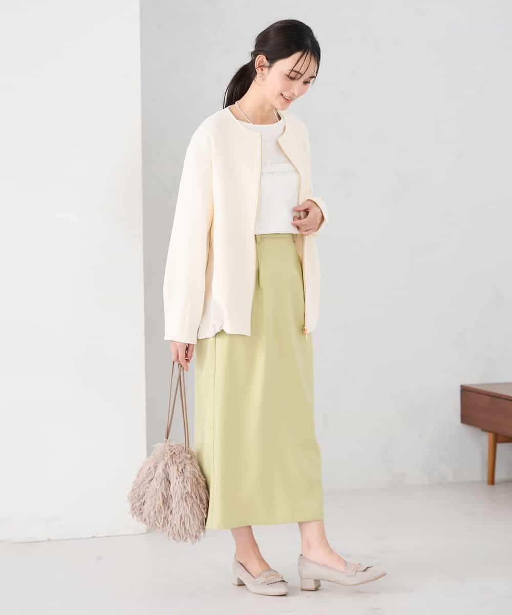 K2JDD08099 a.v.v(アー・ヴェ・ヴェ) 異素材切り替えノーカラーブルゾン アイボリー