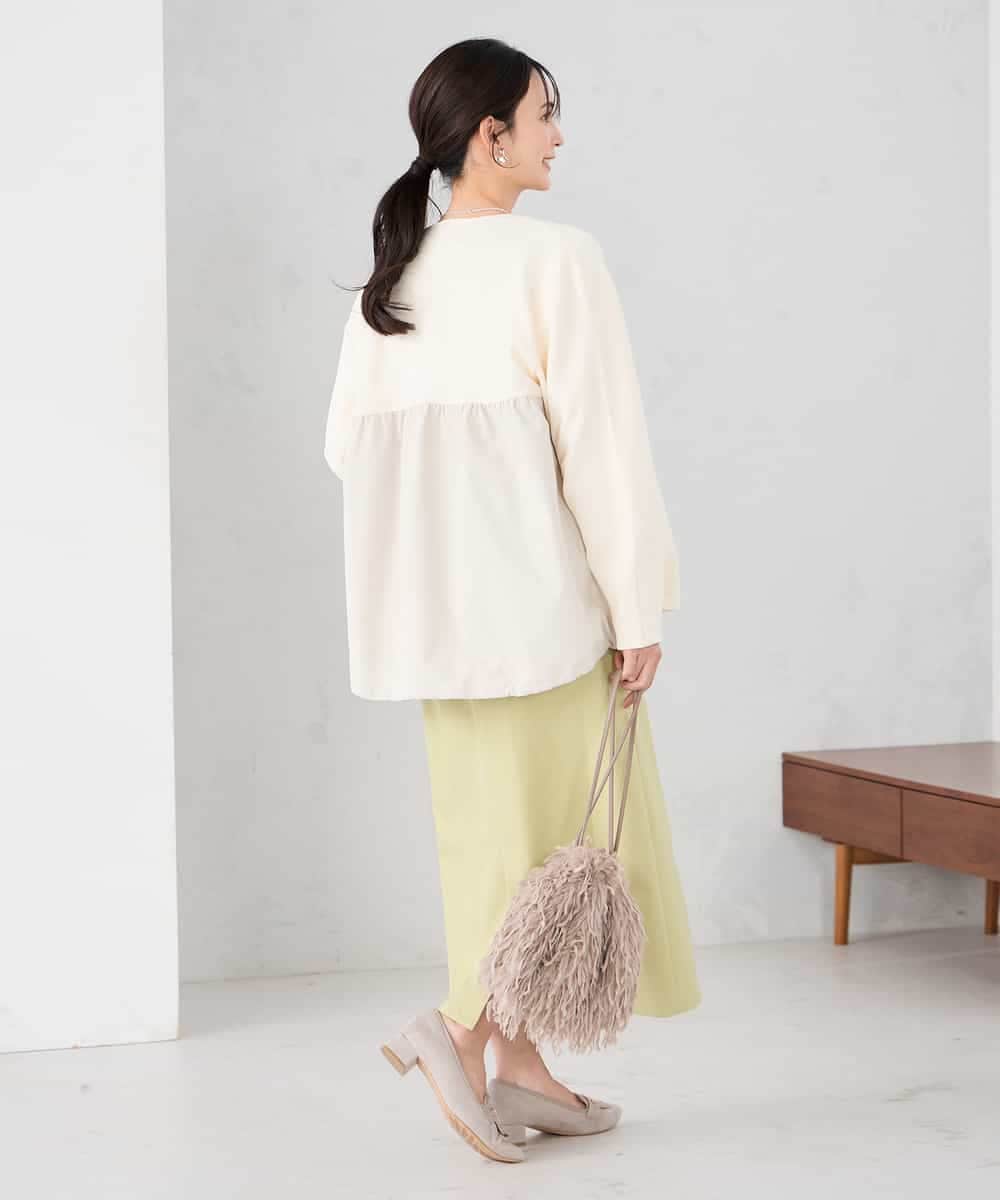 K2JDD08099 a.v.v(アー・ヴェ・ヴェ) 異素材切り替えノーカラーブルゾン アイボリー