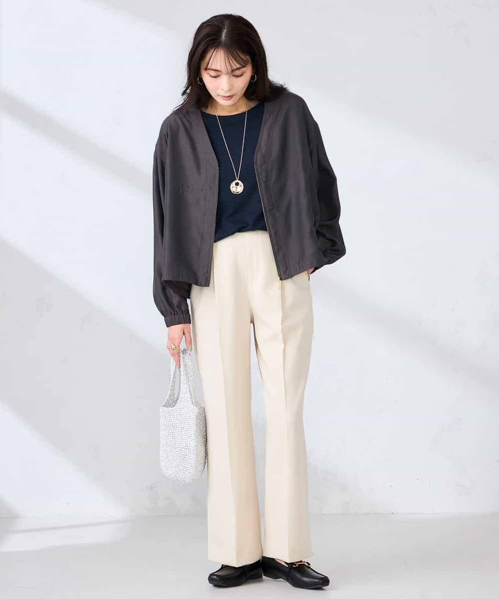 K2JFD12089 a.v.v(アー・ヴェ・ヴェ) Vネックシアーブルゾン ベージュ