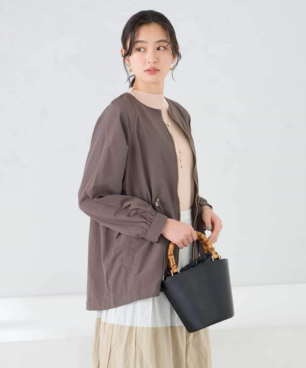 K2JFD24089 a.v.v(アー・ヴェ・ヴェ) ウエストドロストノーカラーブルゾン アイボリー