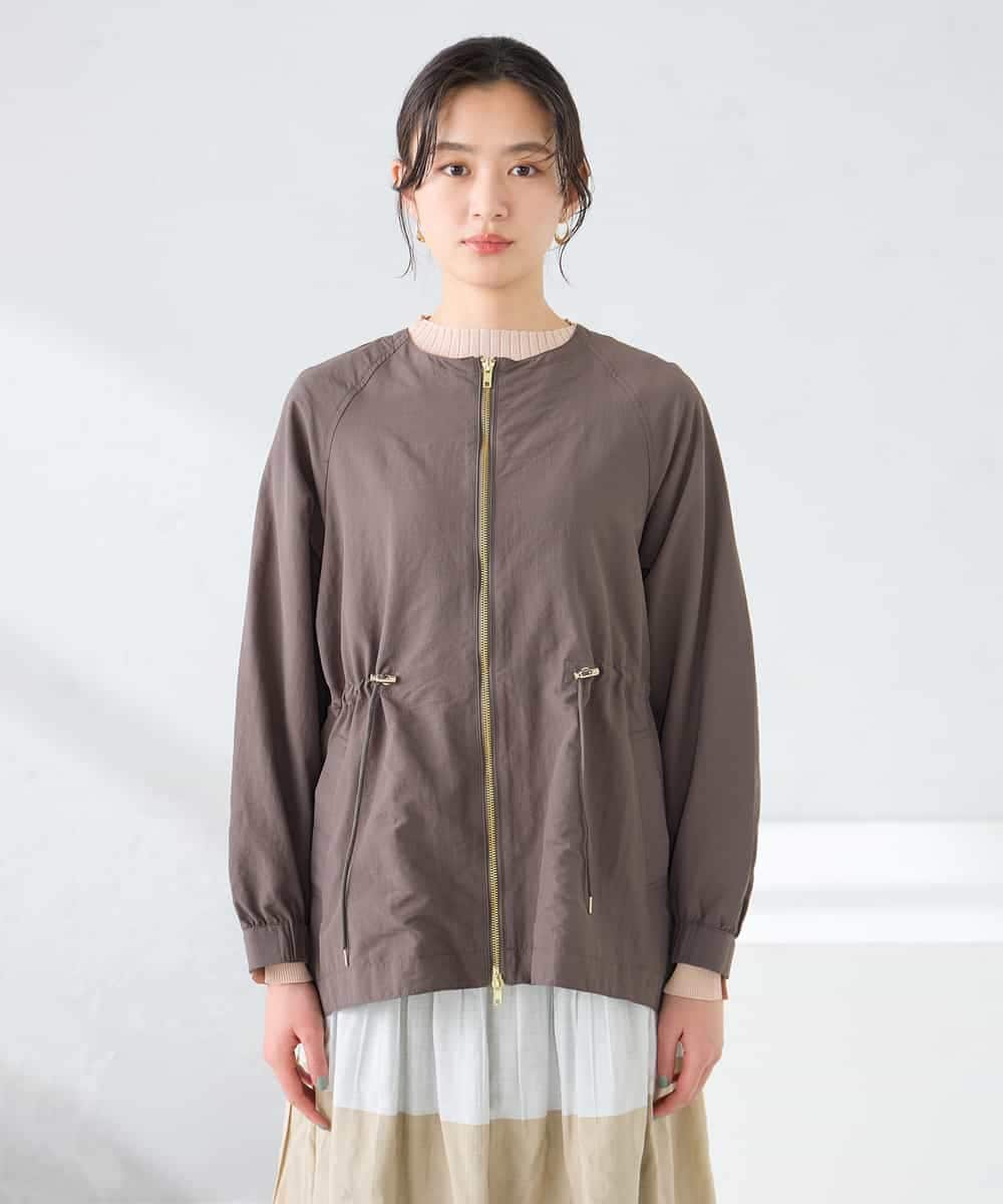 K2JFD24089 a.v.v(アー・ヴェ・ヴェ) ウエストドロストノーカラーブルゾン アイボリー